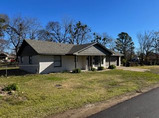 201 York St, Wills Point, TX 75169