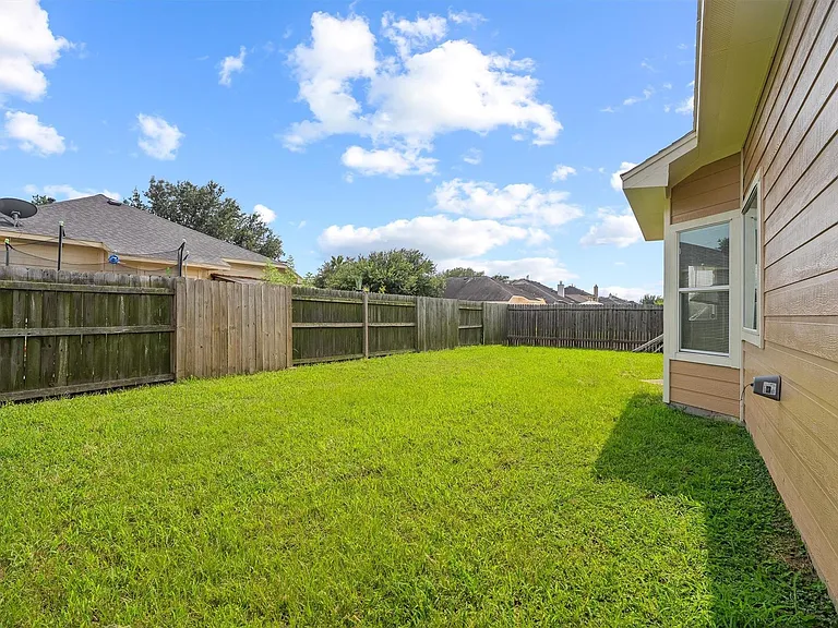 19651 Plantation Grove Trl — Photo 28