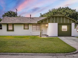 1312 Parkwoods Ter, Midwest City, OK 73110