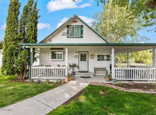 592 Livengood Rd, Cowiche, WA 98923