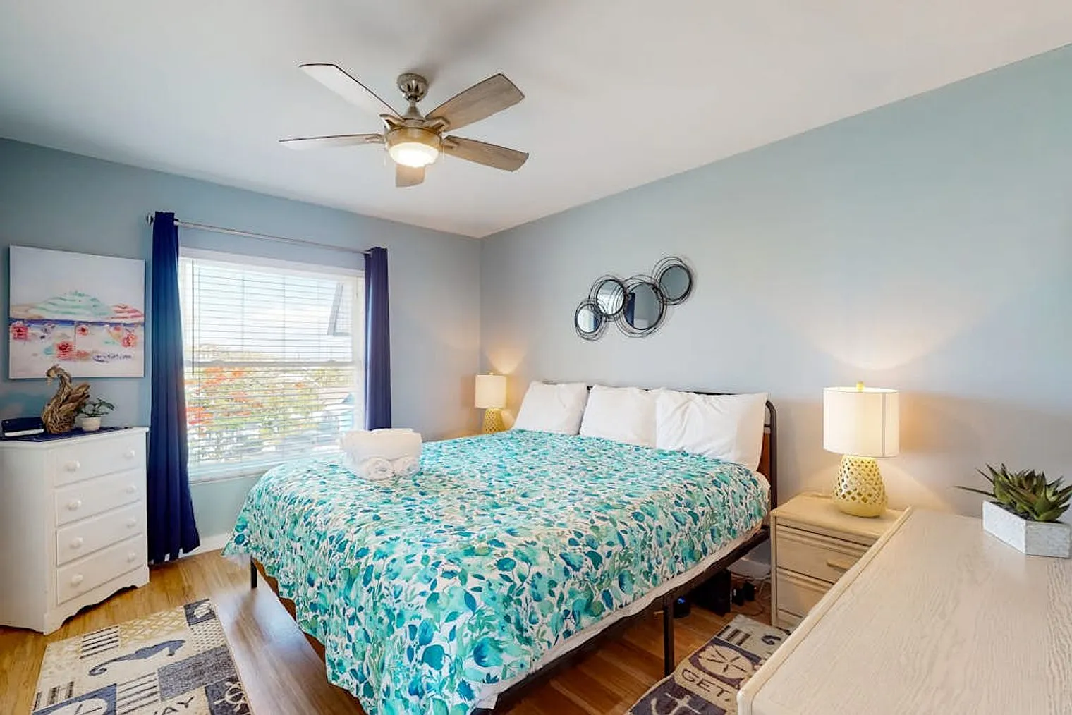 1 bed, 1.0 bath, 581 sqft, $4,421 — Photo 4