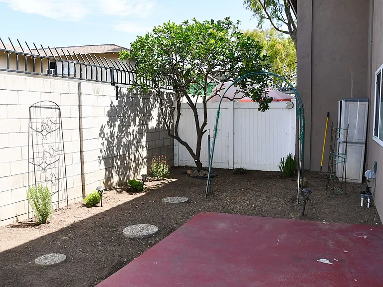 660 S Glassell St #107 — Photo 24