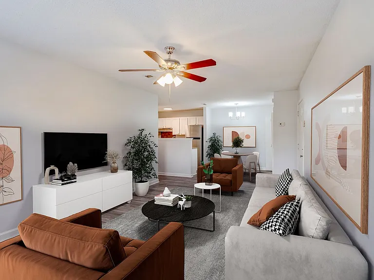 Britt Lake Apartments — Photo 34