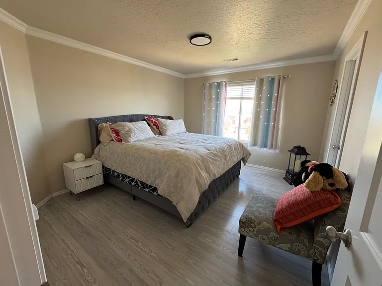 242 W Kestrel Dr — Photo 9