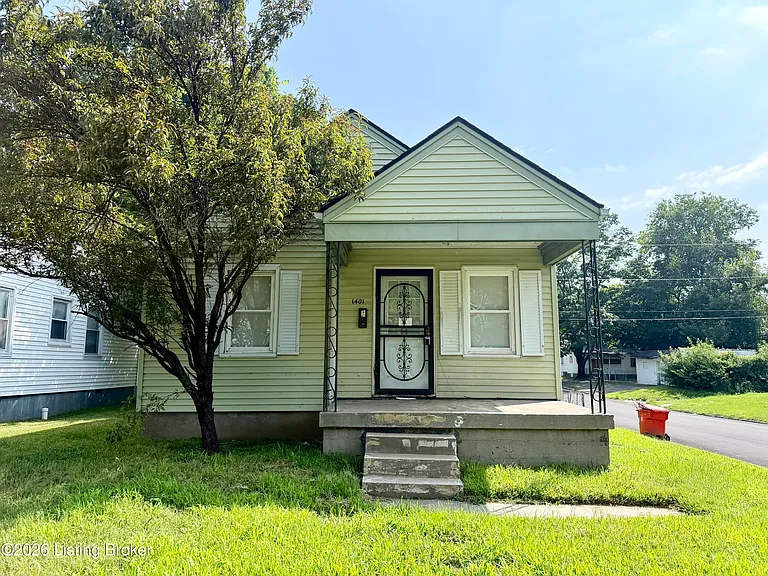 1401 Thornberry Ave — Photo 1