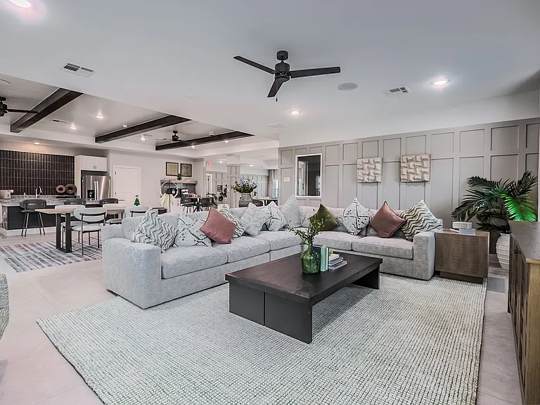 Whispering Pointe Apartments — Photo 5