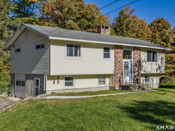 11 Ledgewood Drive, Mansfield, CT 06268