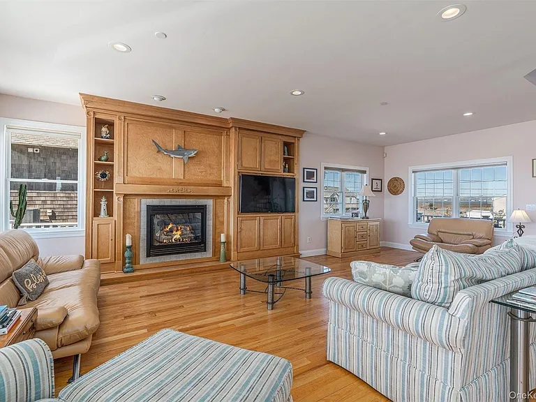 953B Dune Rd — Photo 8