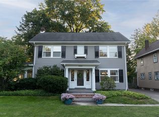 2890 Huntington Rd, Shaker Heights, OH 44120