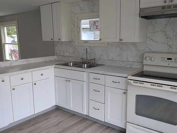2nd image of 73 Snyder St #50