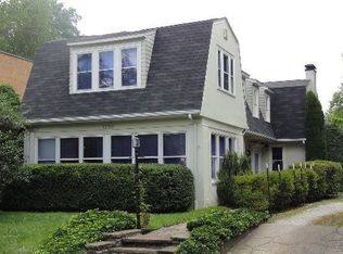 1230 11th St, Huntington, WV 25701