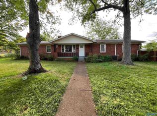 4001 Force Dr NW, Huntsville, AL 35810