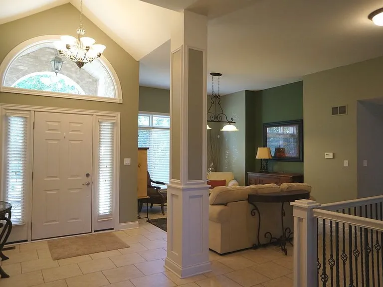 8566 Huckins Dr — Photo 5