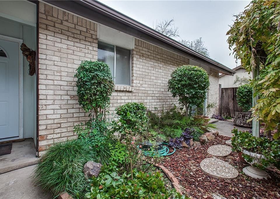 1st image of 1632 Wisteria Way