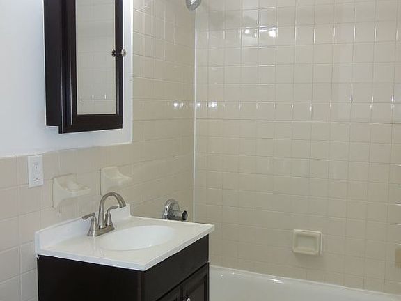 5th image of 2166 2nd Ave APT 4A