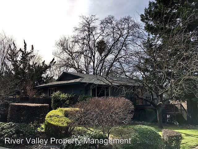 1st image of 7692 Greenridge Way