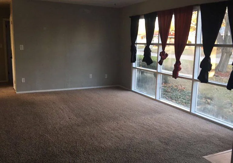 1503 Cambridge Dr — Photo 5