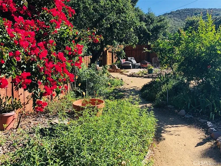 456 S Skyline Dr — Photo 52