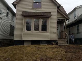 2804 N Palmer St #A, Milwaukee, WI