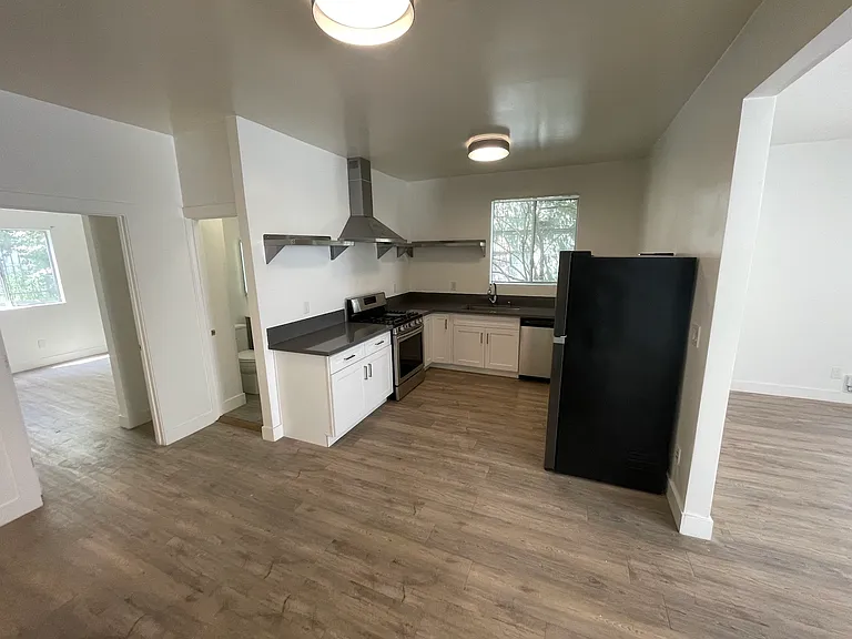 959 3/4 N Vendome St #959-G — Photo 4