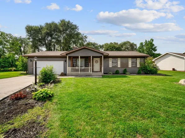 54983 Sunray Dr W, Osceola, IN 46561