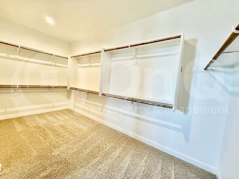 4321 N 94th Dr — Photo 26