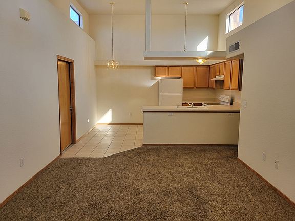 3rd image of 2174 Foxtail Pine Dr