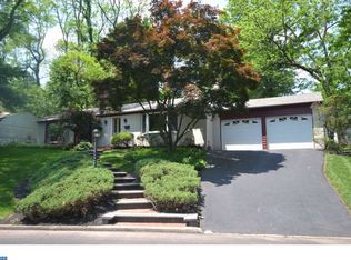 6 Lantern Ln, Hatboro, PA 19040