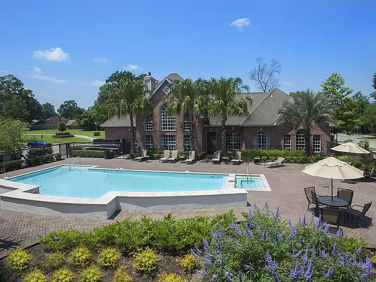 Lakeside Villas — Photo 10