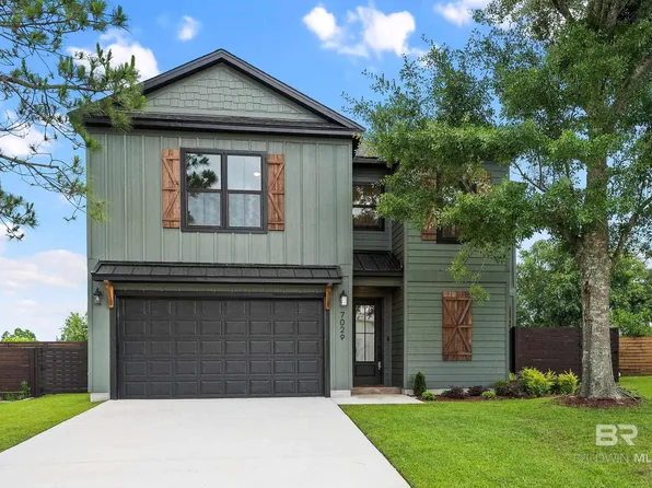 7029 Lake View Dr, Gulf Shores, AL 36542