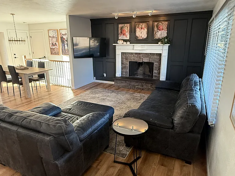 7923 S Carr Ct — Photo 5