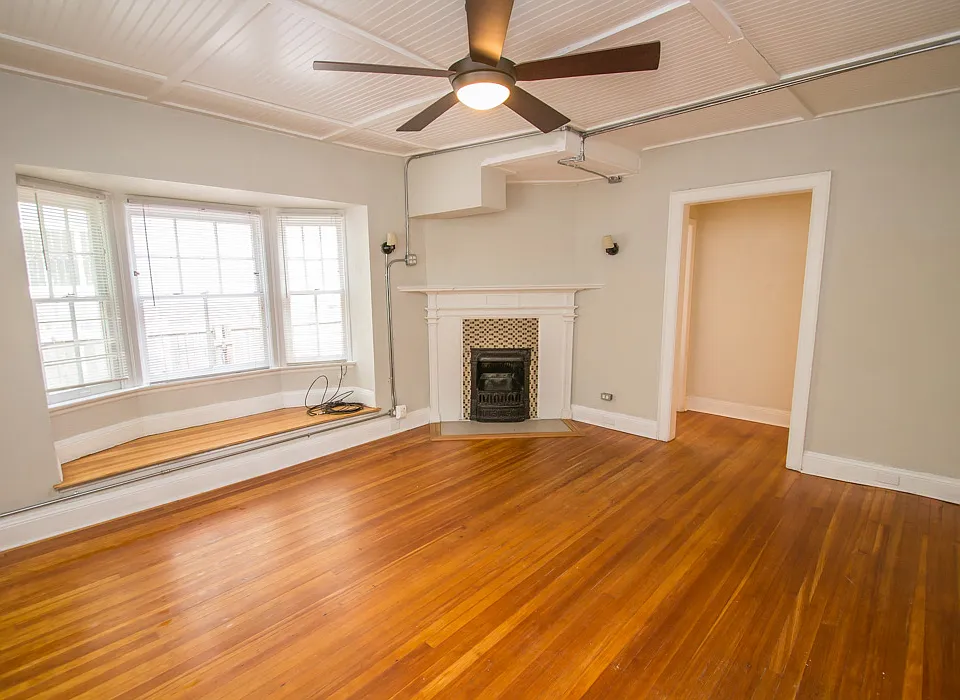 Living Room Unit 1