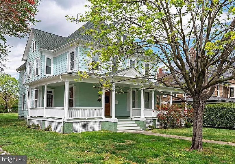 205 Oakley St #2