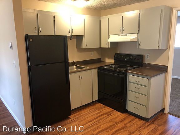 2nd image of 1435 SE Oak St APT 26