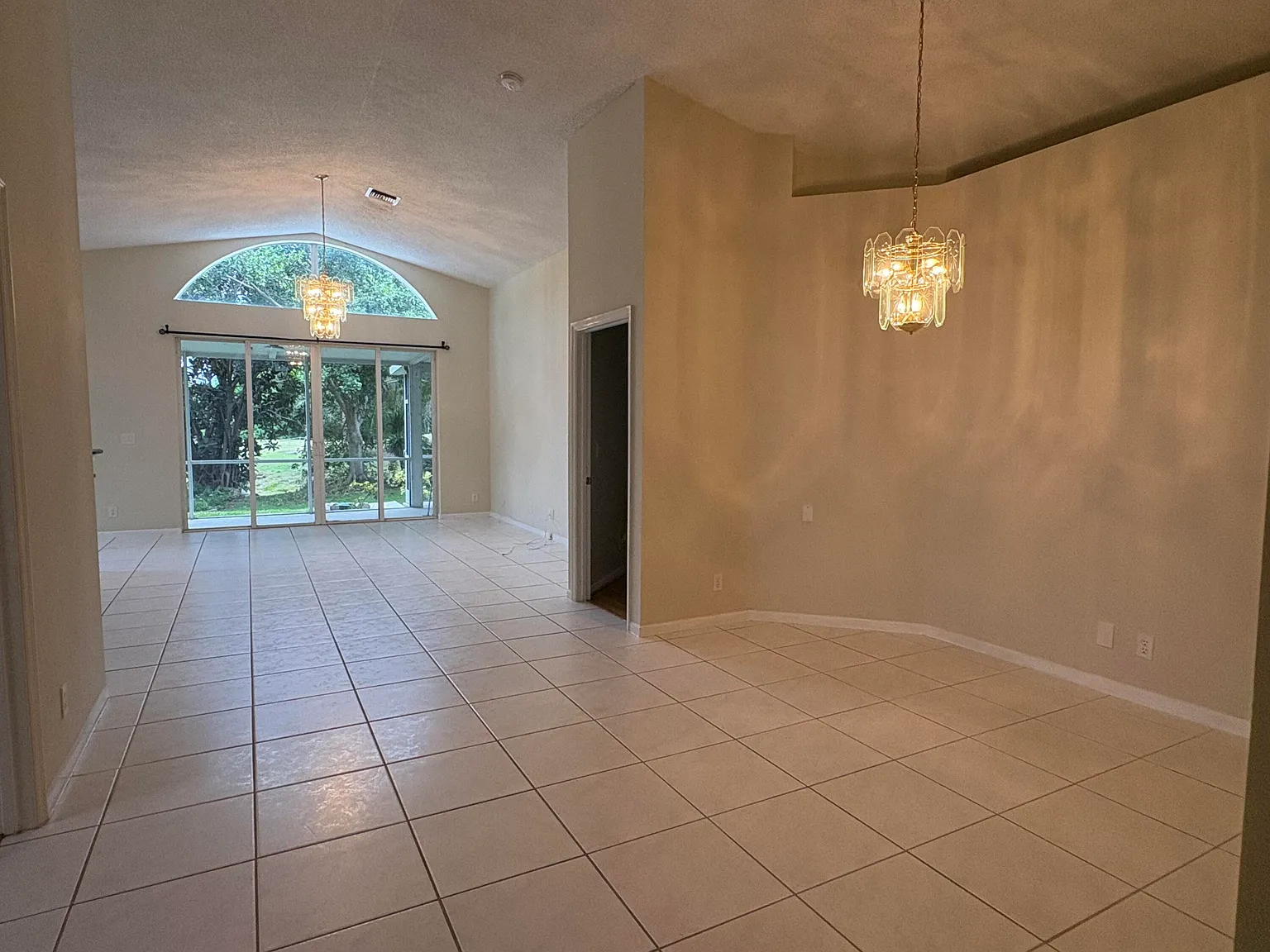3 bed, 2.0 bath, 1724 sqft, $3,500 — Photo 4