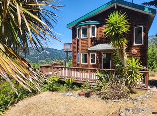 10 Telegraph Creek Rd, Whitethorn, CA 95589