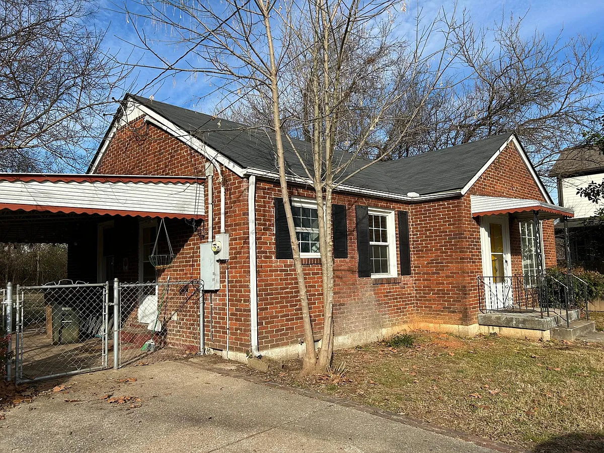 Building Photo - 1522 Corder Dr