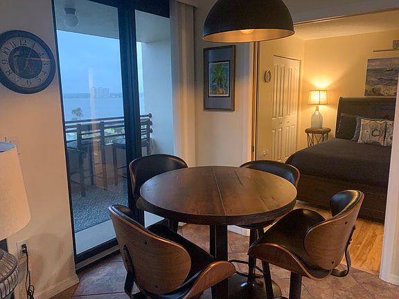 4th image of 1 Oceans West Blvd APT 6B1