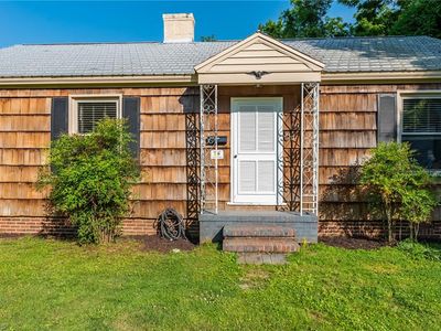 210 E Elk St, Siler City, NC, 27344