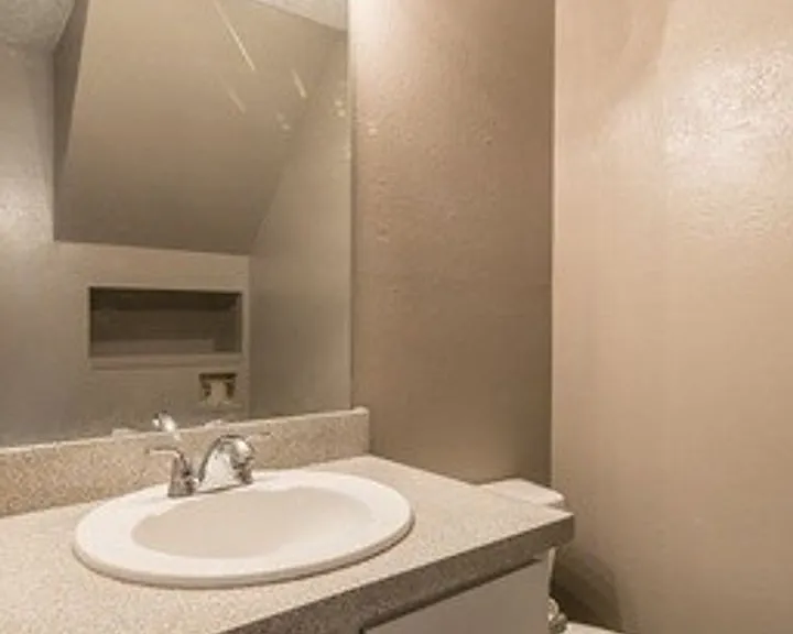 5121 Donnelly Ave #B — Photo 11