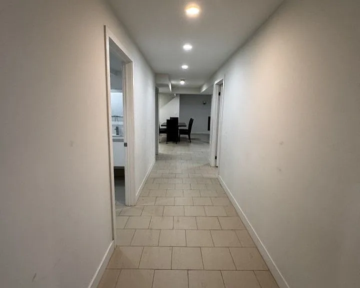 158 Roselena Dr — Photo 3