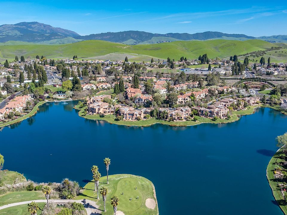 1st image of 4059 W Lakeshore Dr