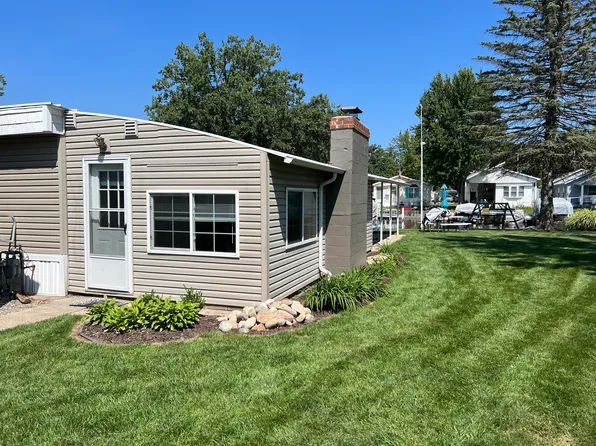 548 Willow Dr, Coldwater, MI 49036