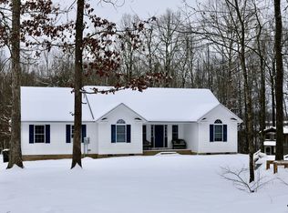 280 Blackberry Ln, Lawrenceburg, TN 38464