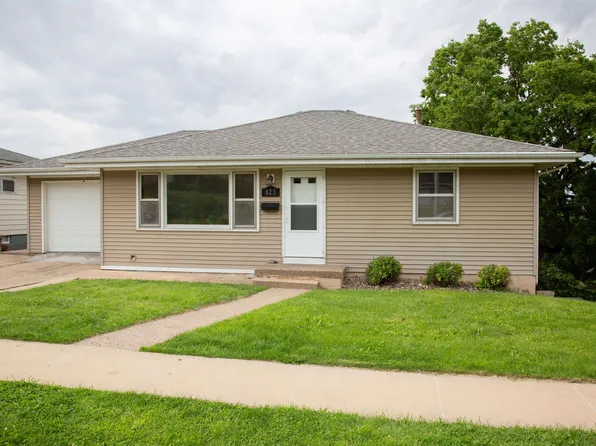 823 Rose St, Dubuque, IA 52001