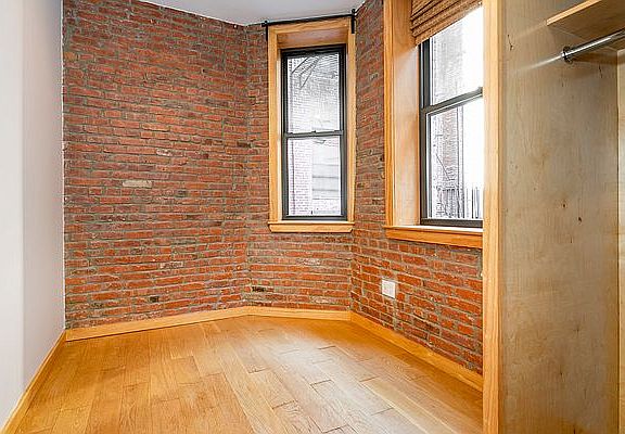 5th image of 110 Madison St #8AA