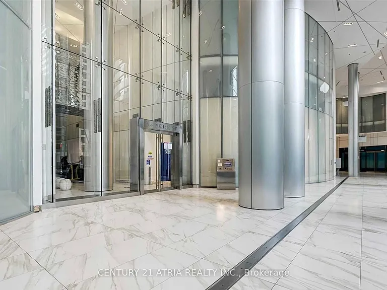 14 York St #1002 — Photo 26