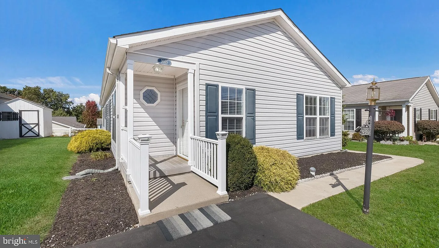 2035 Rosebay Ct #2035 photo 1