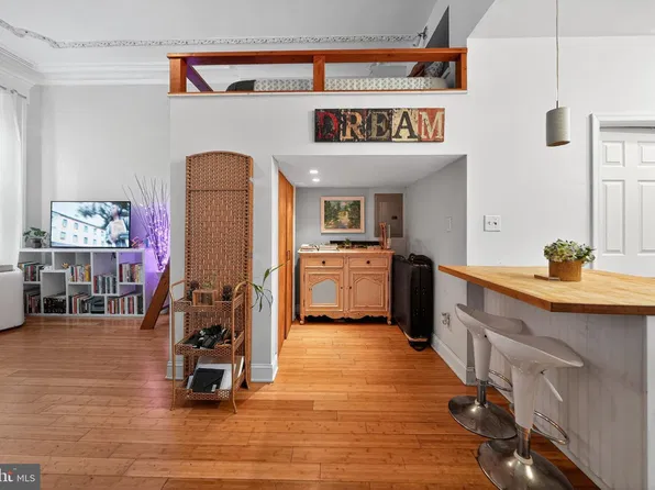 1212 N 7th St, Philadelphia, PA 19122