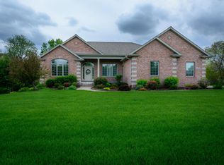 2446 Prairie Rose Rdg, Muscatine, IA 52761